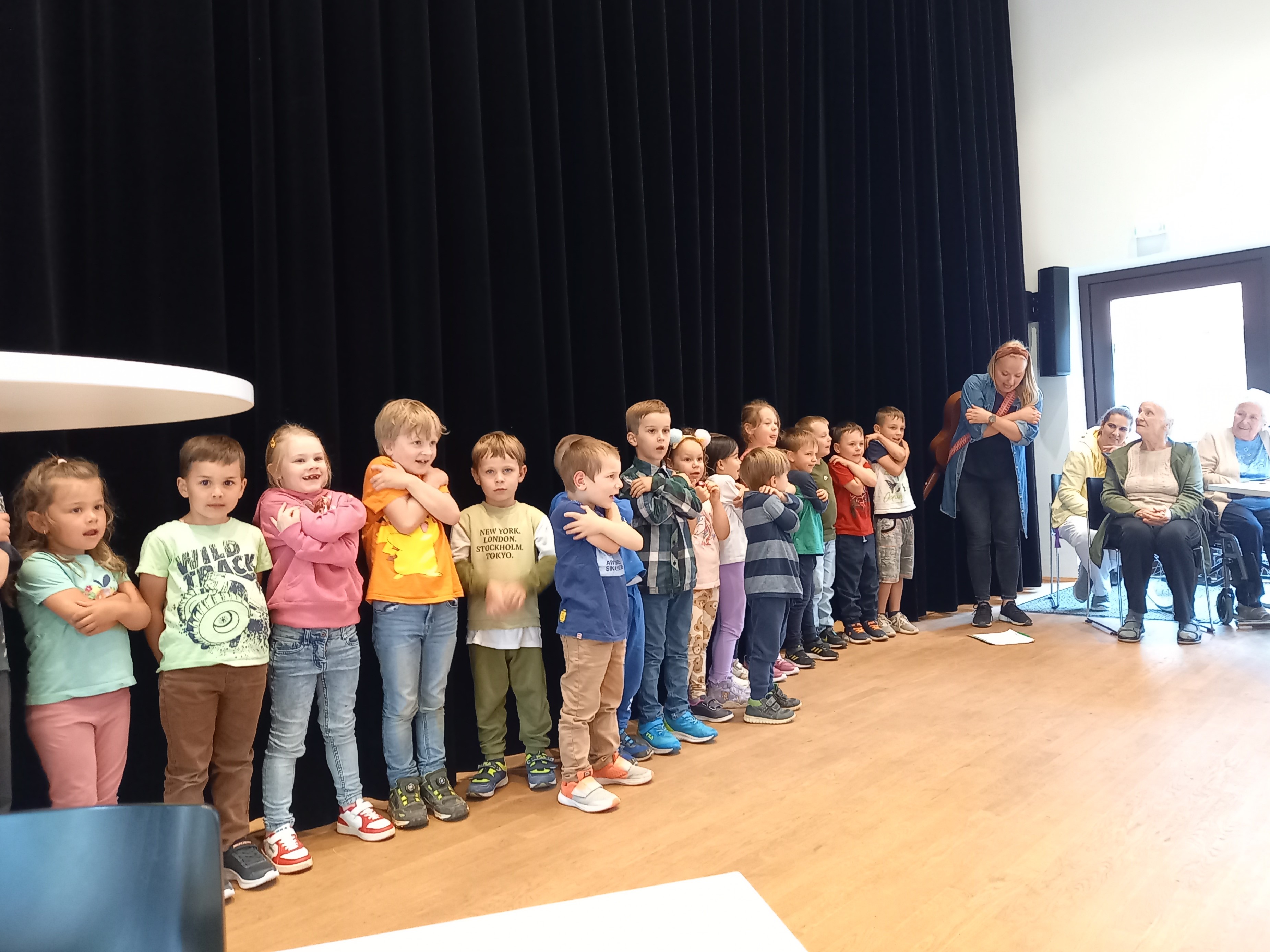 Kleine ganz Groß / Anna Gruber-Schreiner