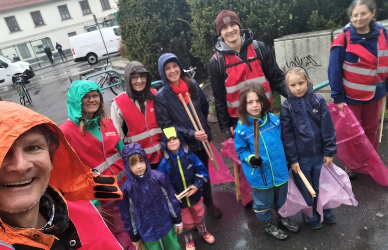 Müllsammeltruppe rund um den Griesplatz / R. Hautz